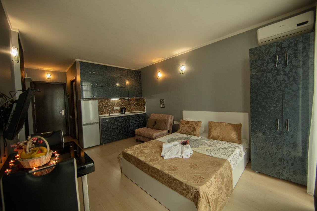 Tower Apartments Batumi Exterior photo