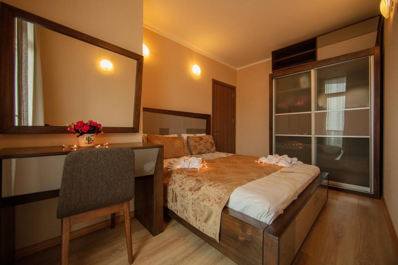 Tower Apartments Batumi Exterior photo