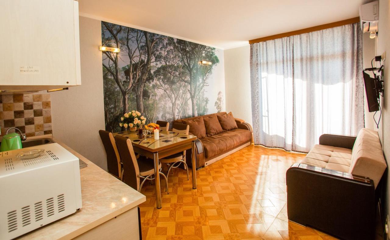 Tower Apartments Batumi Exterior photo