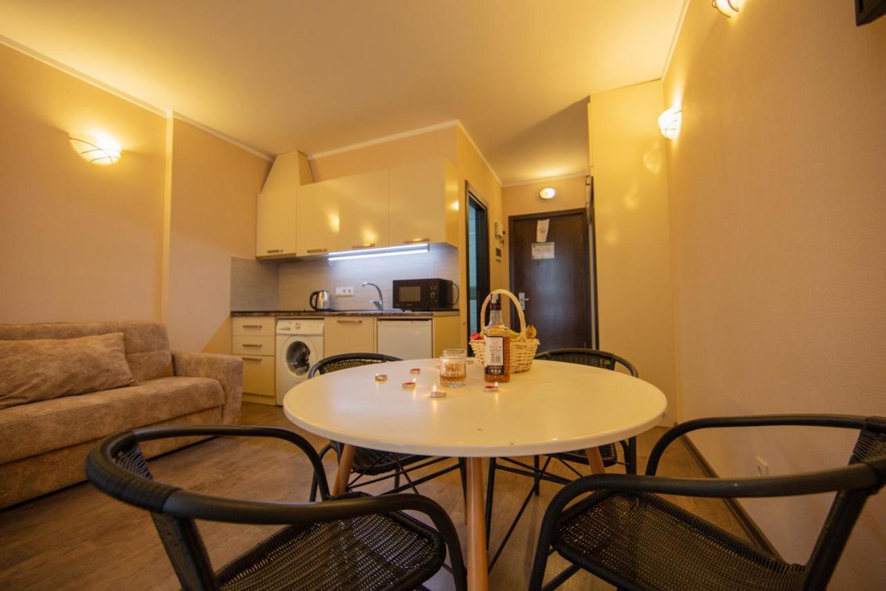 Tower Apartments Batumi Exterior photo