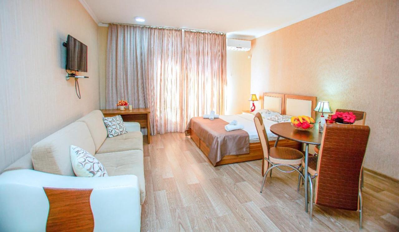 Tower Apartments Batumi Exterior photo