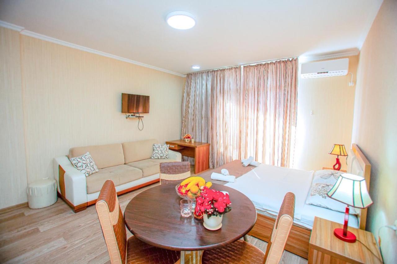 Tower Apartments Batumi Exterior photo